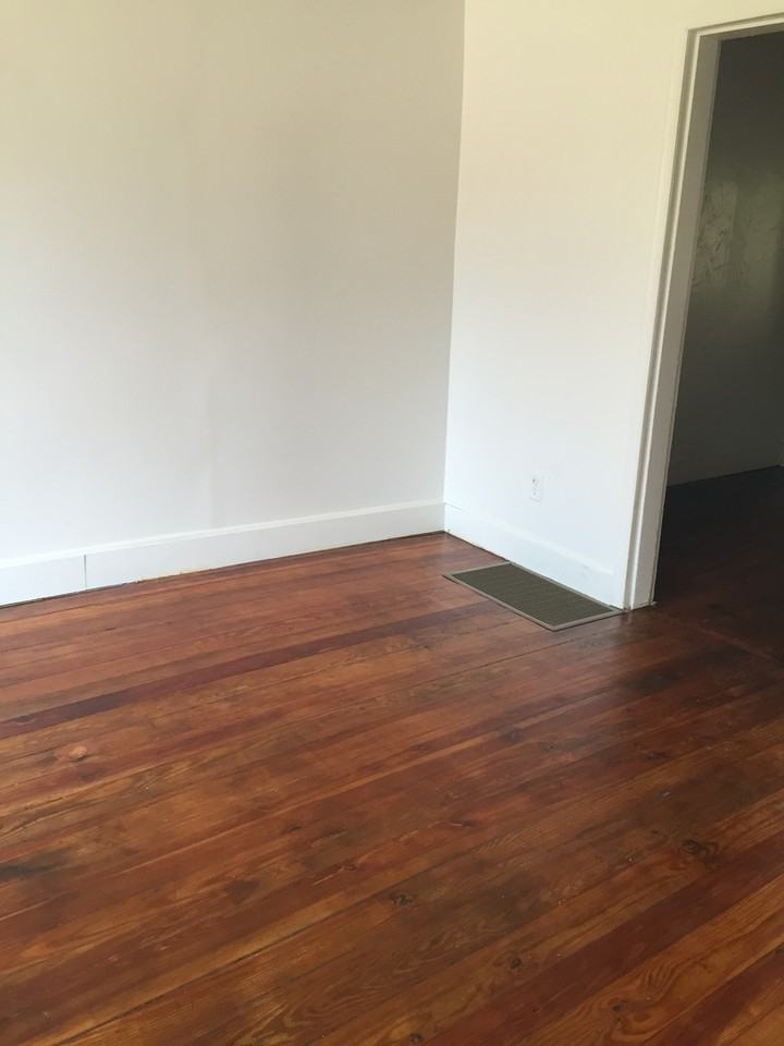 380 Kings Mill Rd - Photo 2 of 13