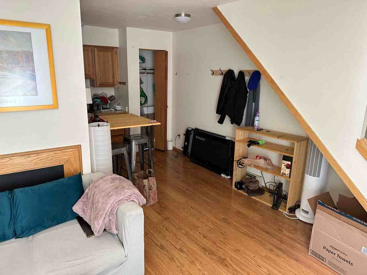 1825 Marine St #10 - Photo 5 of 15