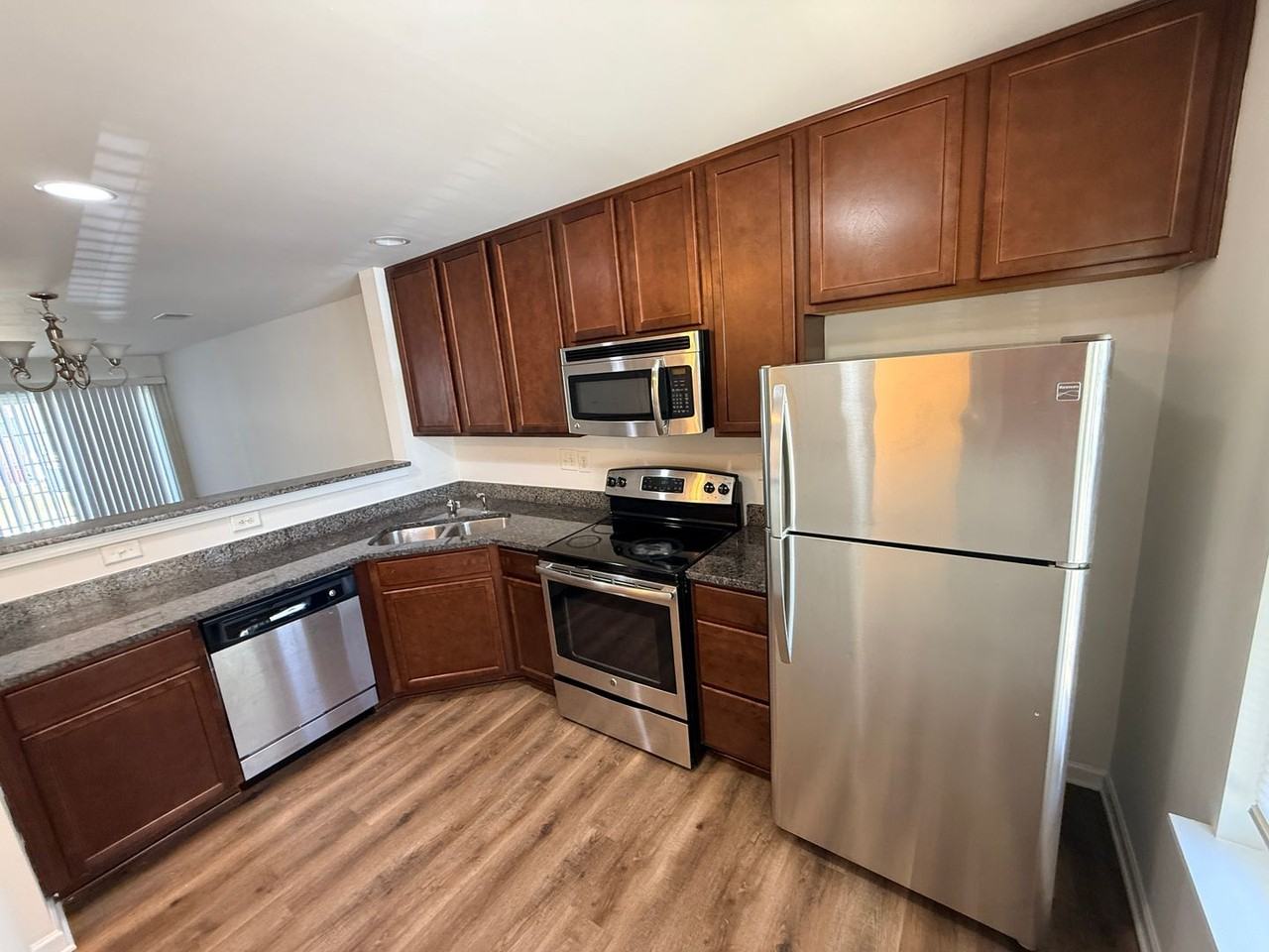 1333 Killashee Ct - Photo 3 of 14