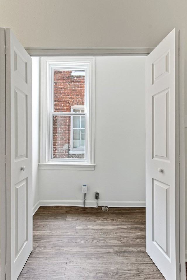 448 Pennsylvania Ave - Photo 6 of 25