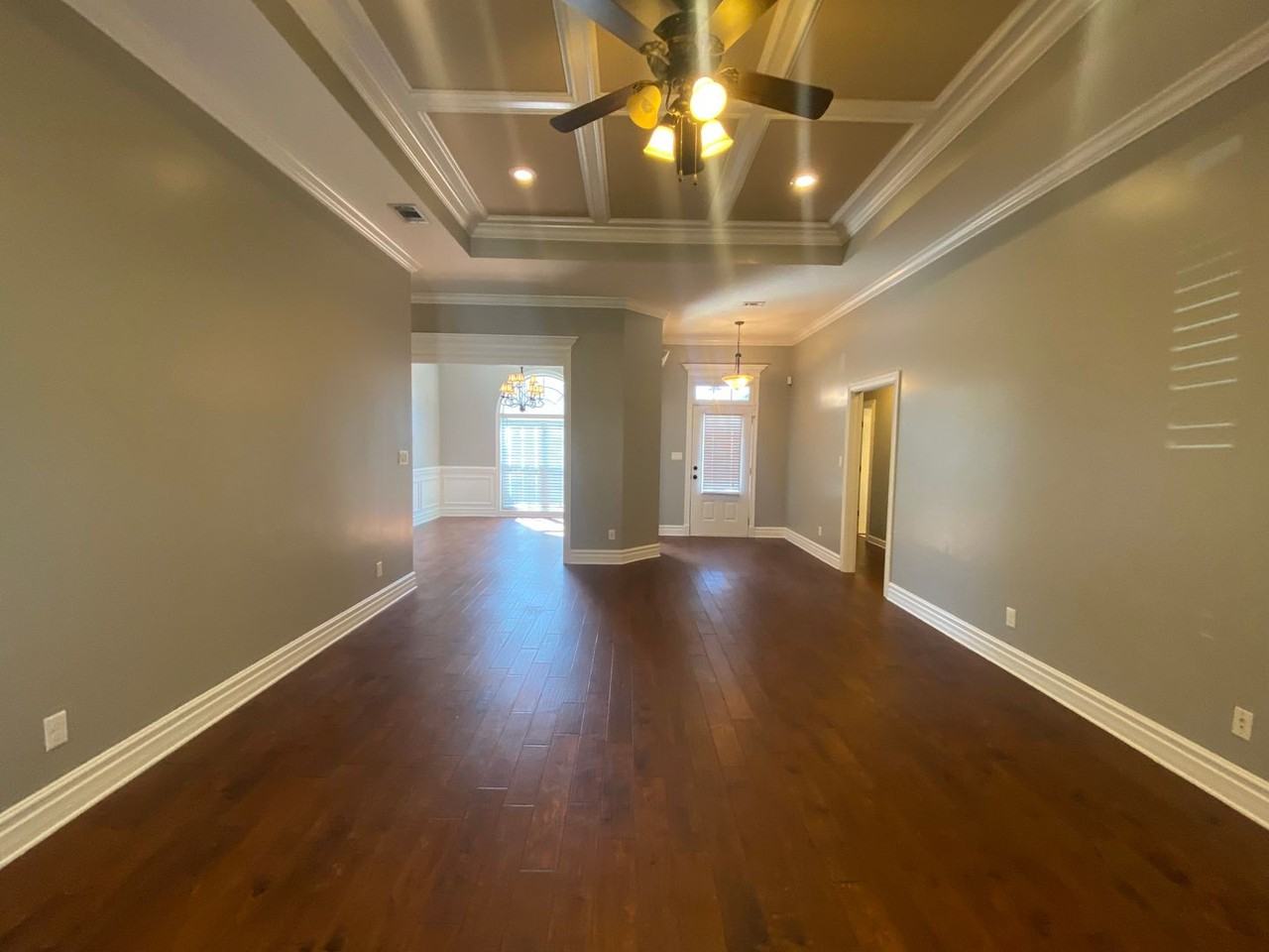 5048 Planters Xing - Photo 3 of 33