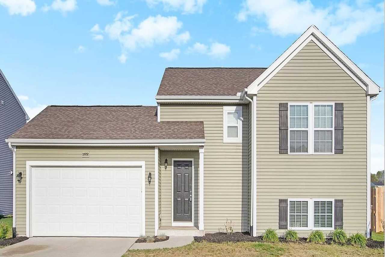 59252 Ravenna Dr - Photo 2 of 25