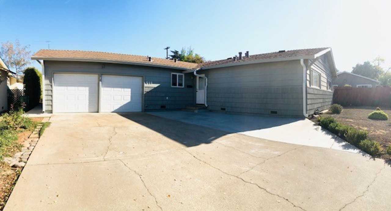 610 Brookwood Way - Photo 2 of 22