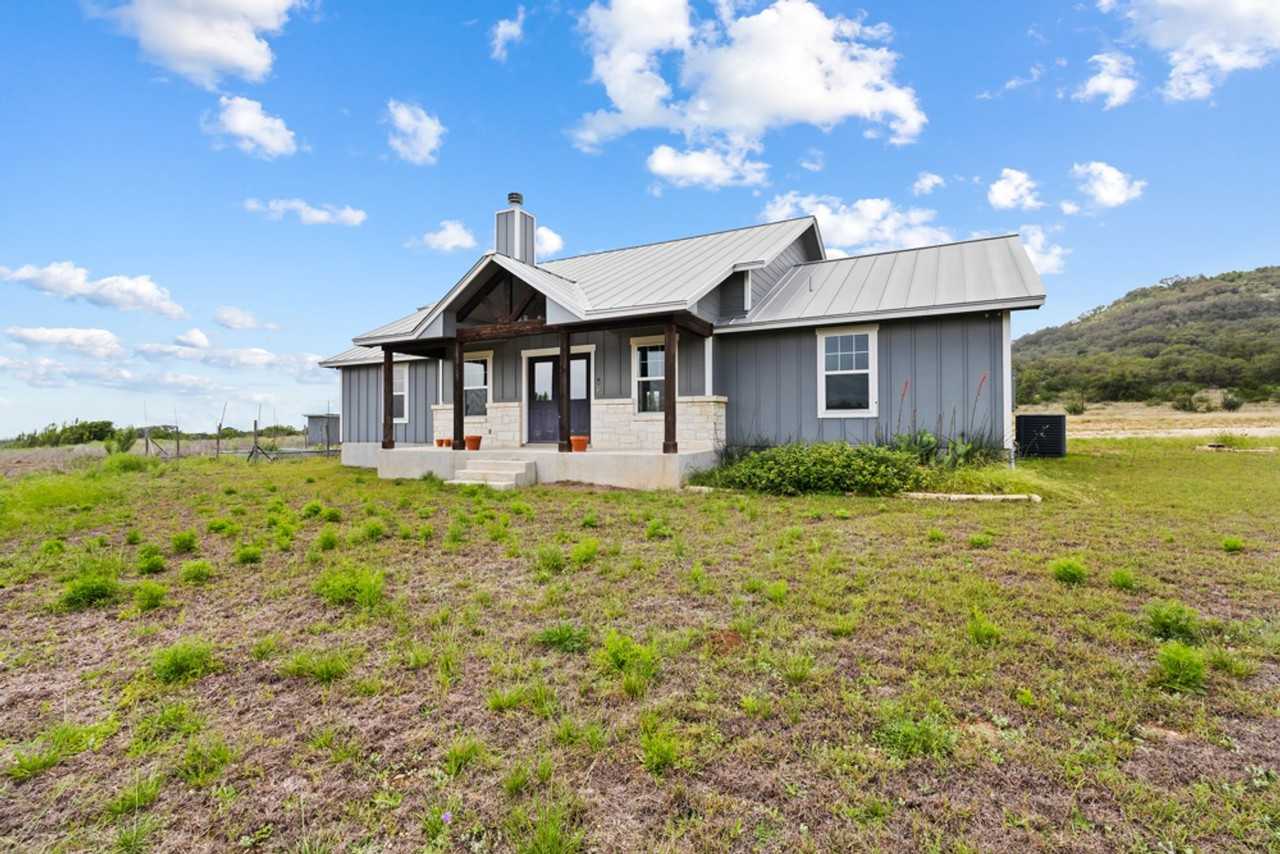 4575 Bump Gate Rd - Photo 2 of 25