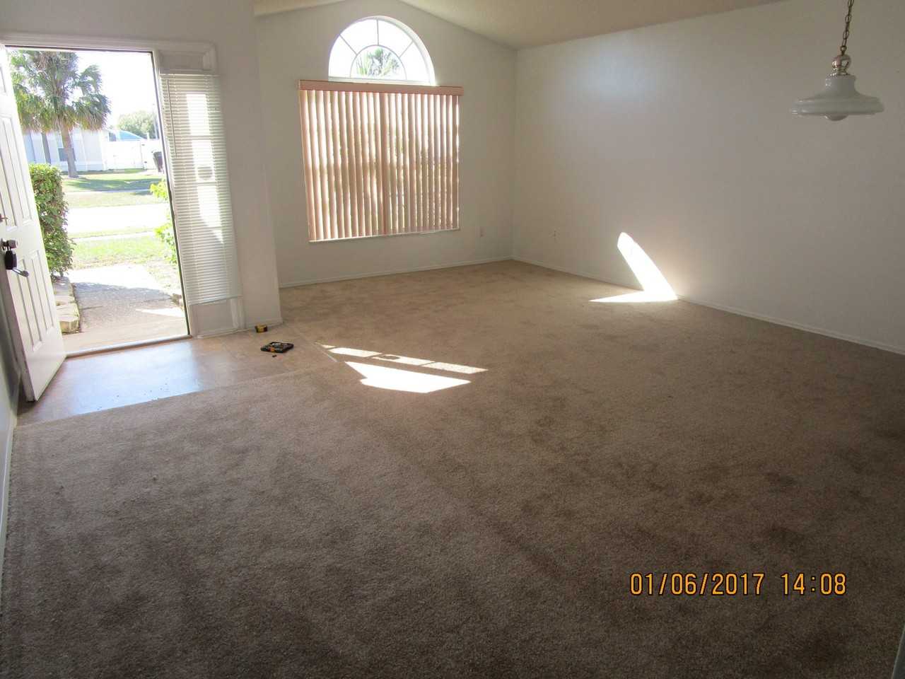 2309 Anhinga Dr - Photo 3 of 5