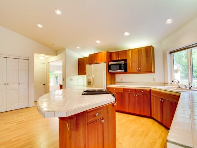 8590 Sw Indian Hill Ln - Photo 2 of 9