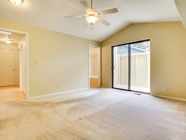 8590 Sw Indian Hill Ln - Photo 6 of 9