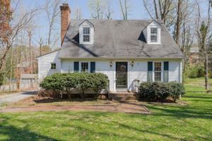 featured image of 2601 Thurloe Dr