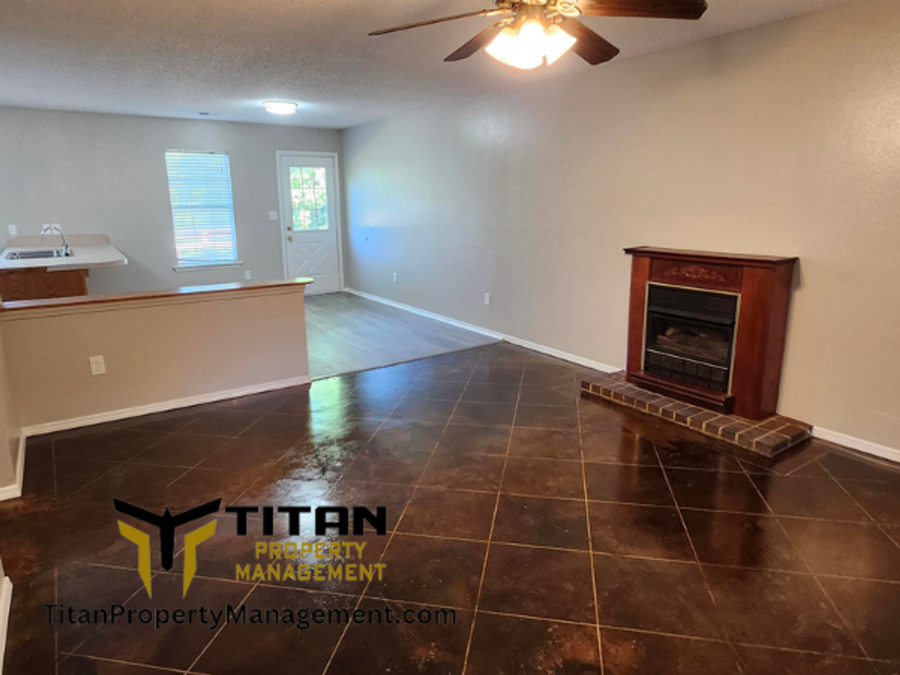 1818 Watts Rd - Photo 2 of 19