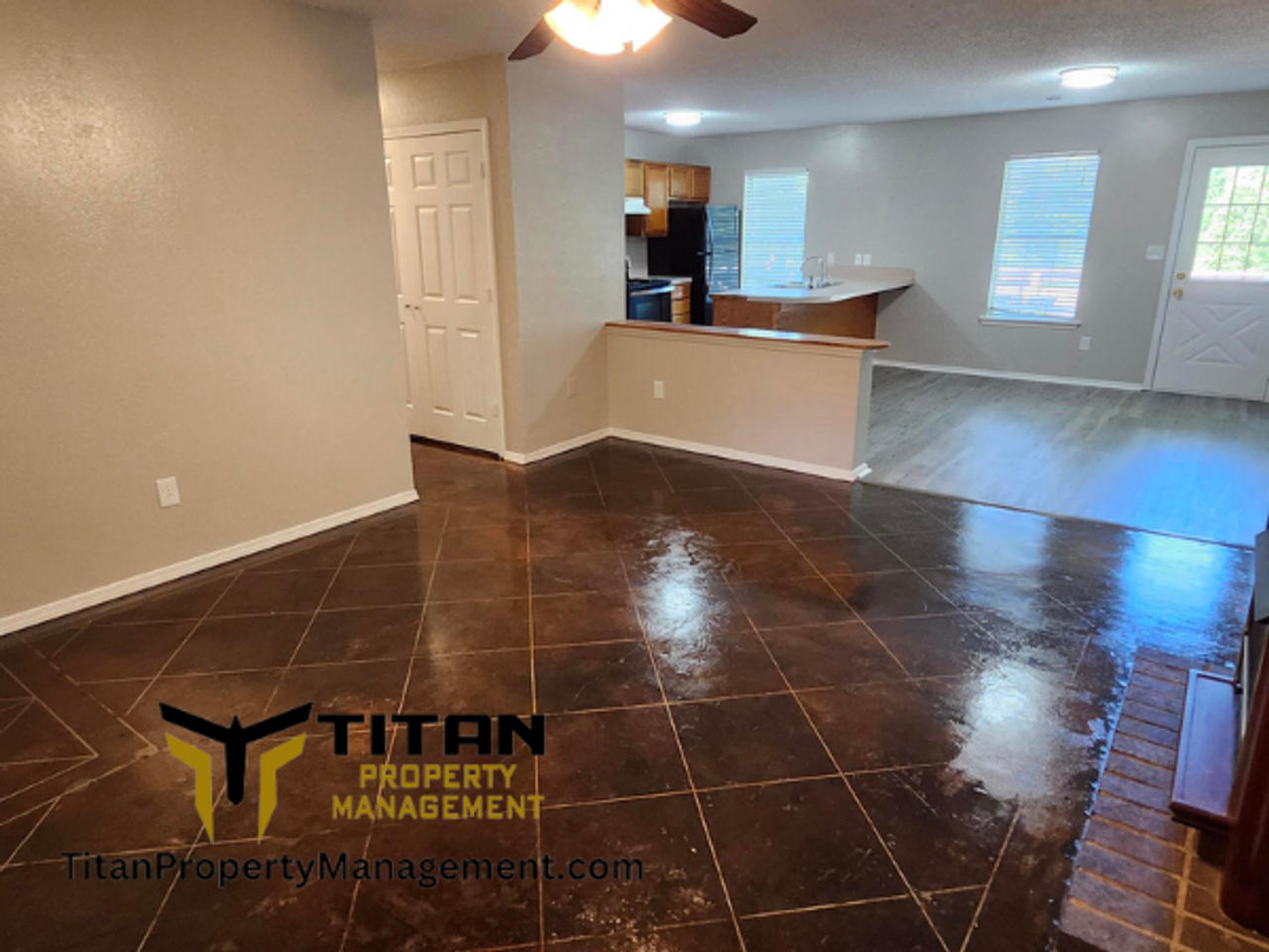 1818 Watts Rd - Photo 3 of 19