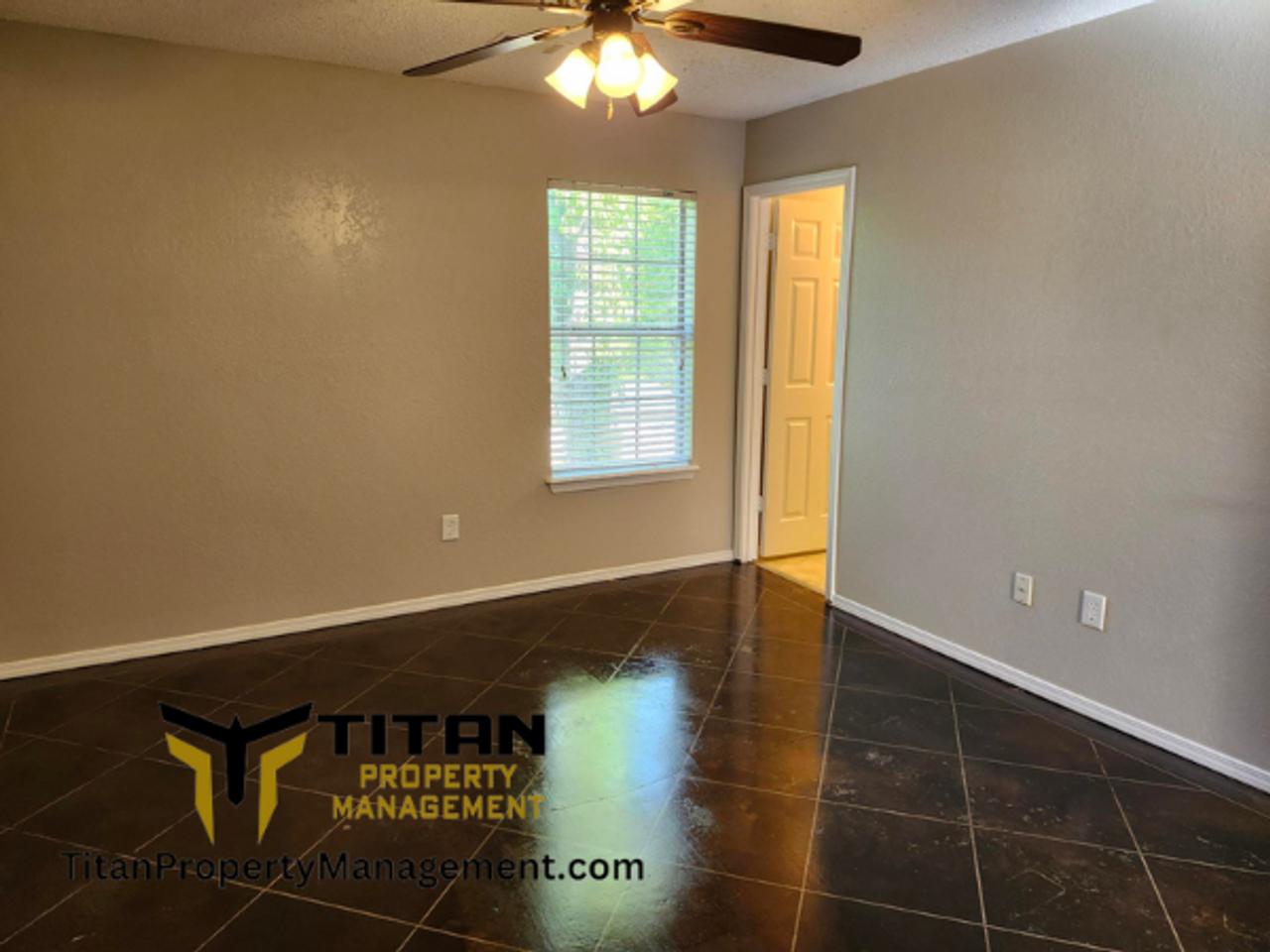 1818 Watts Rd - Photo 7 of 19