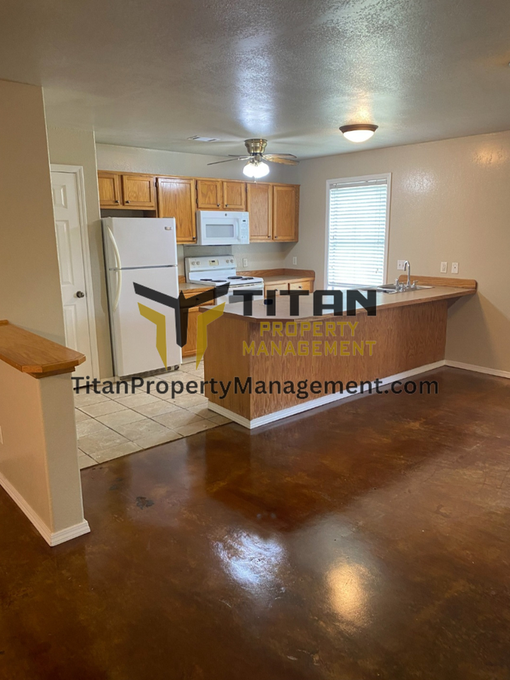 2784 Gattin Rd - Photo 3 of 17