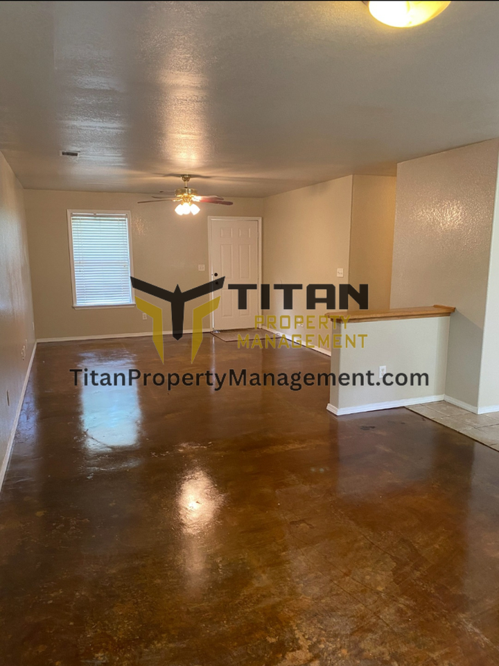 2784 Gattin Rd - Photo 4 of 17