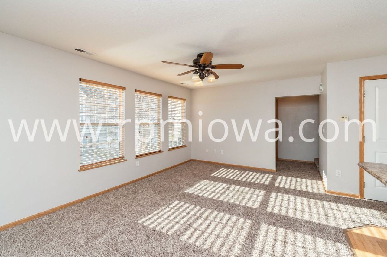 3181 Sw Sharmin Ln - Photo 6 of 16