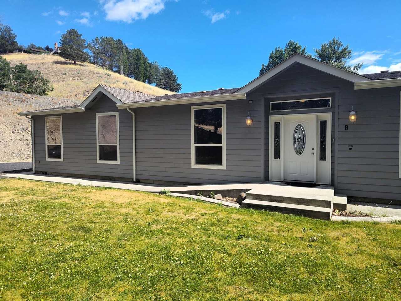 3040 Clemans Rd #B - Photo 2 of 22