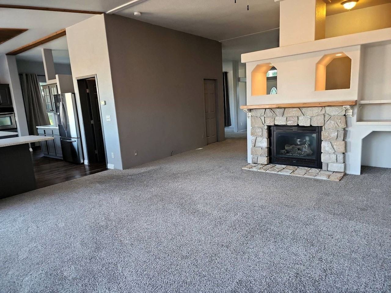 3040 Clemans Rd #B - Photo 6 of 22