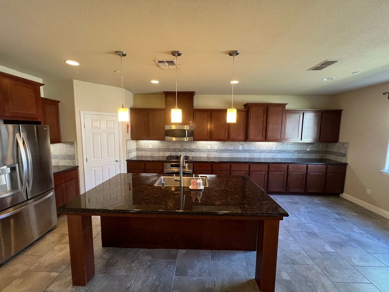 4178 Borderlands Dr - Photo 5 of 17