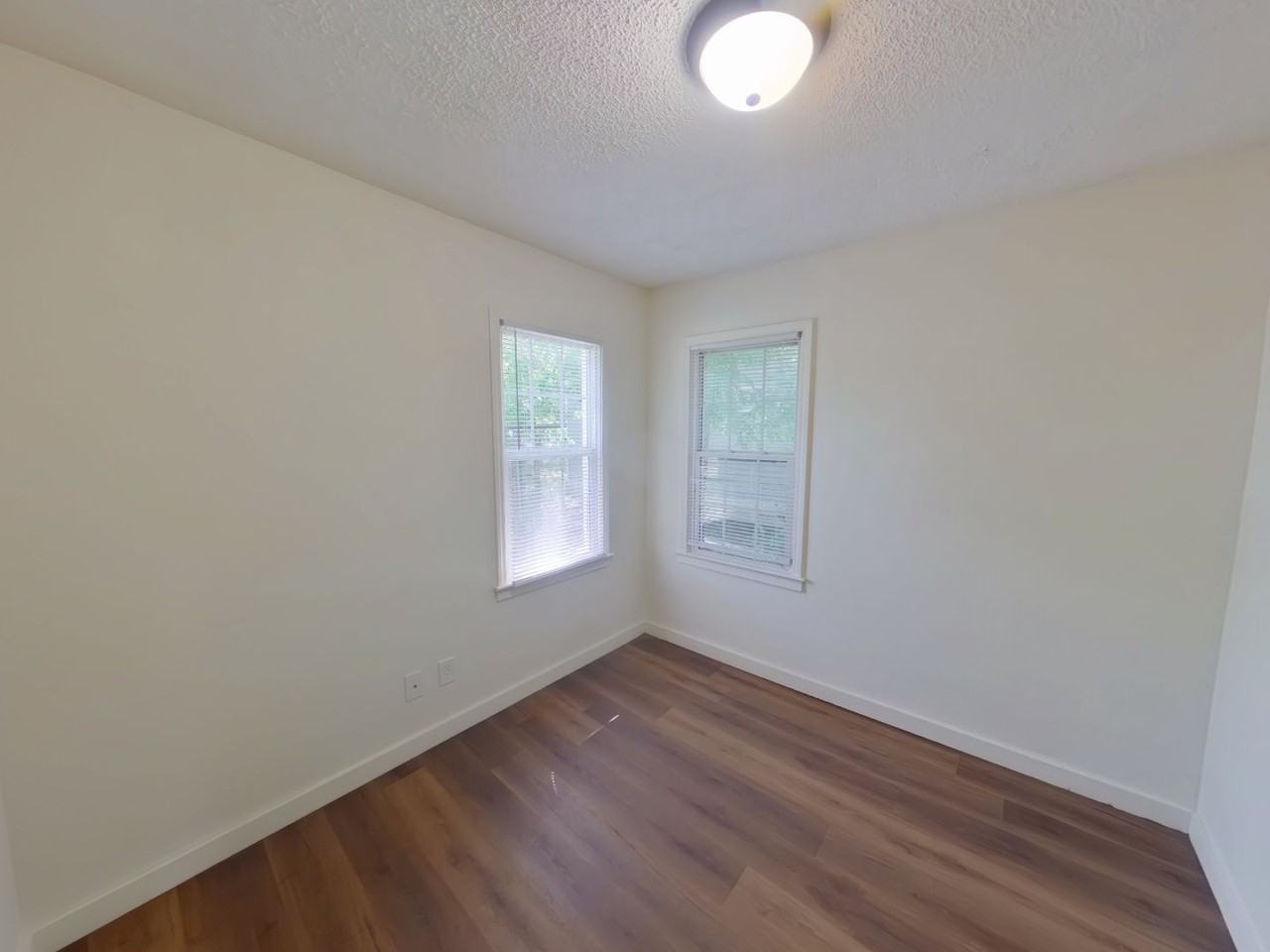 1608 1/2 S Martinson Ave #1 - Photo 6 of 7