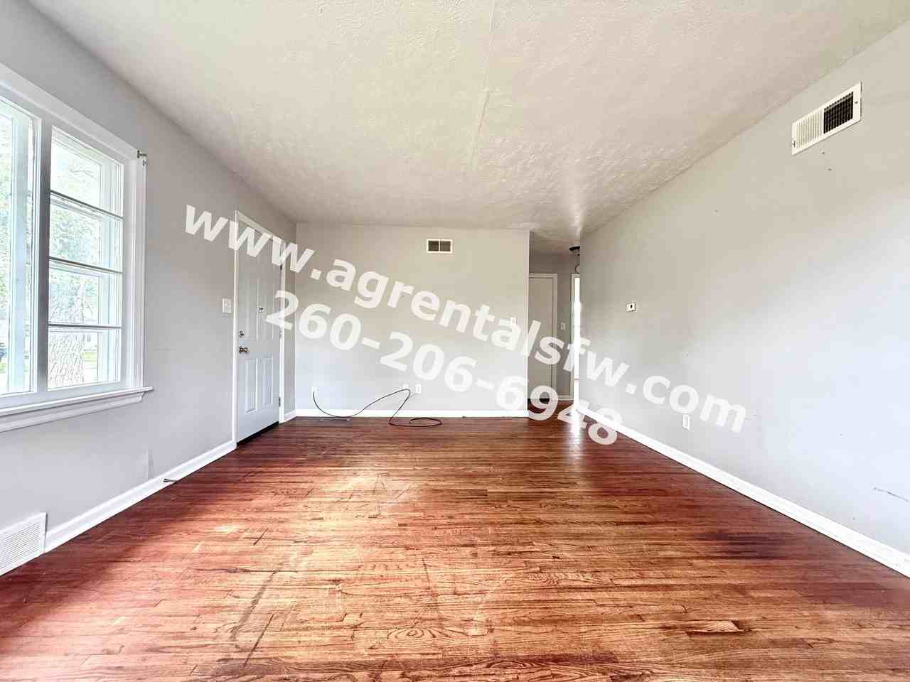 4655 Avondale Dr - Photo 3 of 11