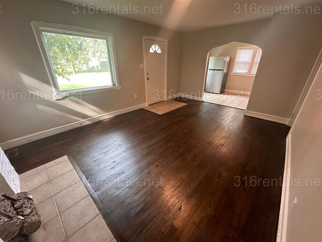 2915 W Douglas Ave - Photo 6 of 12