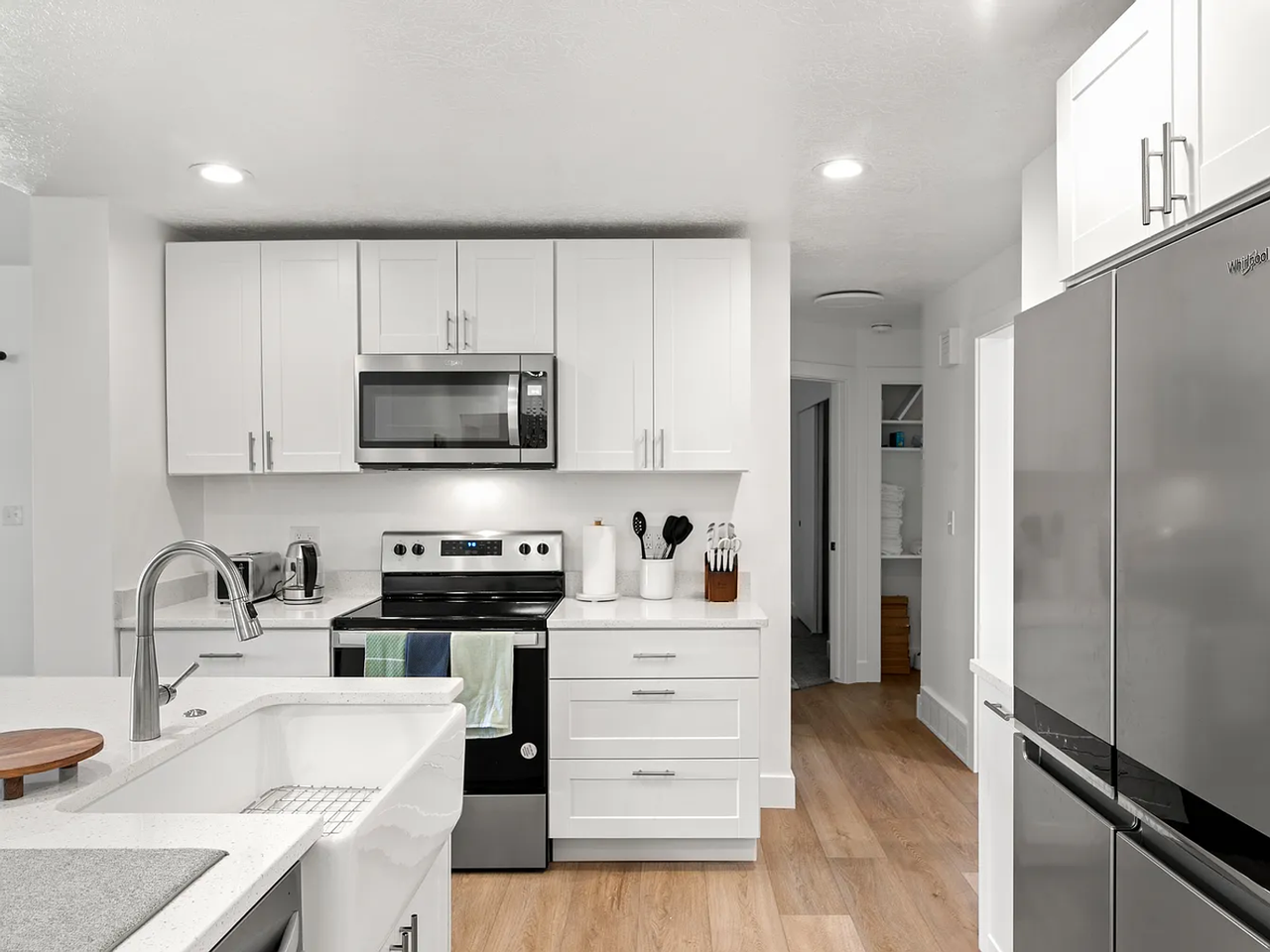 940 E Buddlea Dr - Photo 6 of 11