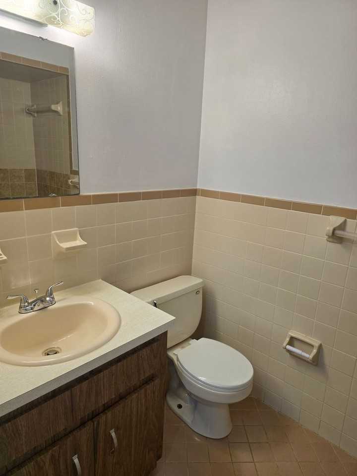 1516 Tuttle St - Photo 7 of 9