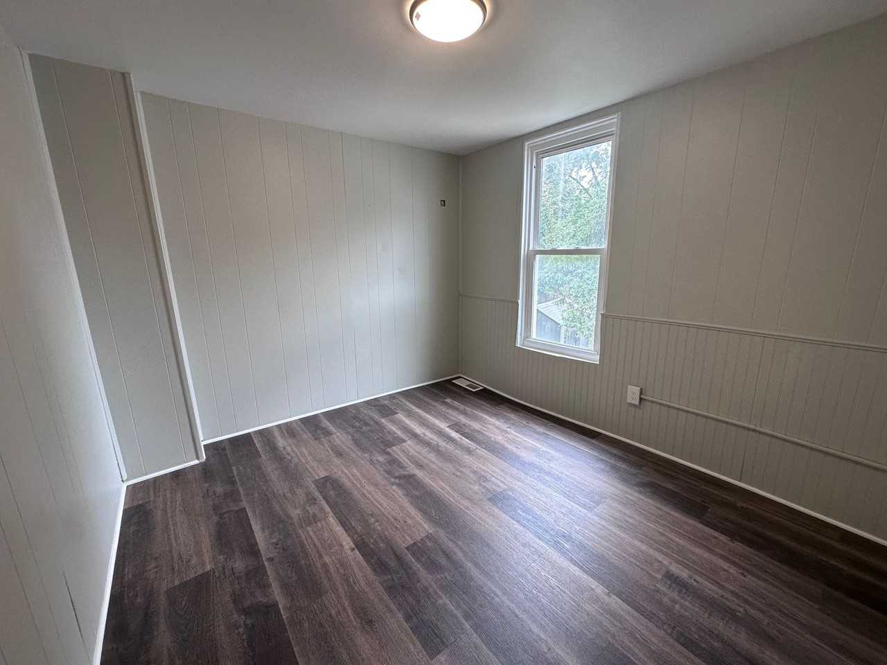 133 Stevens Ave - Photo 6 of 10