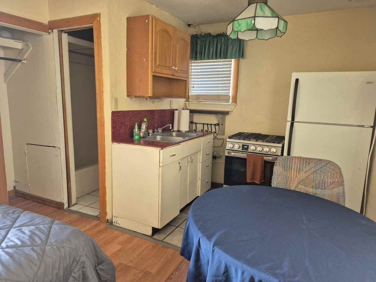 1207 1/2 N Florida Ave - Photo 4 of 6