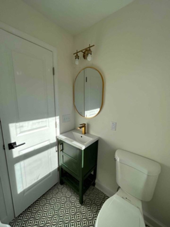 219 Oakhurst St - Photo 4 of 8