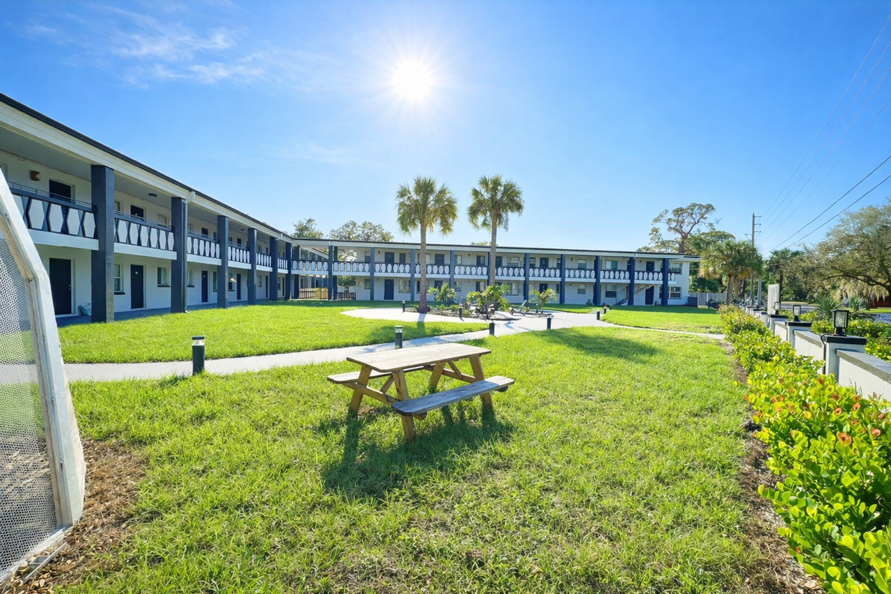 Sabal Palms LLC - Photo 4 of 4
