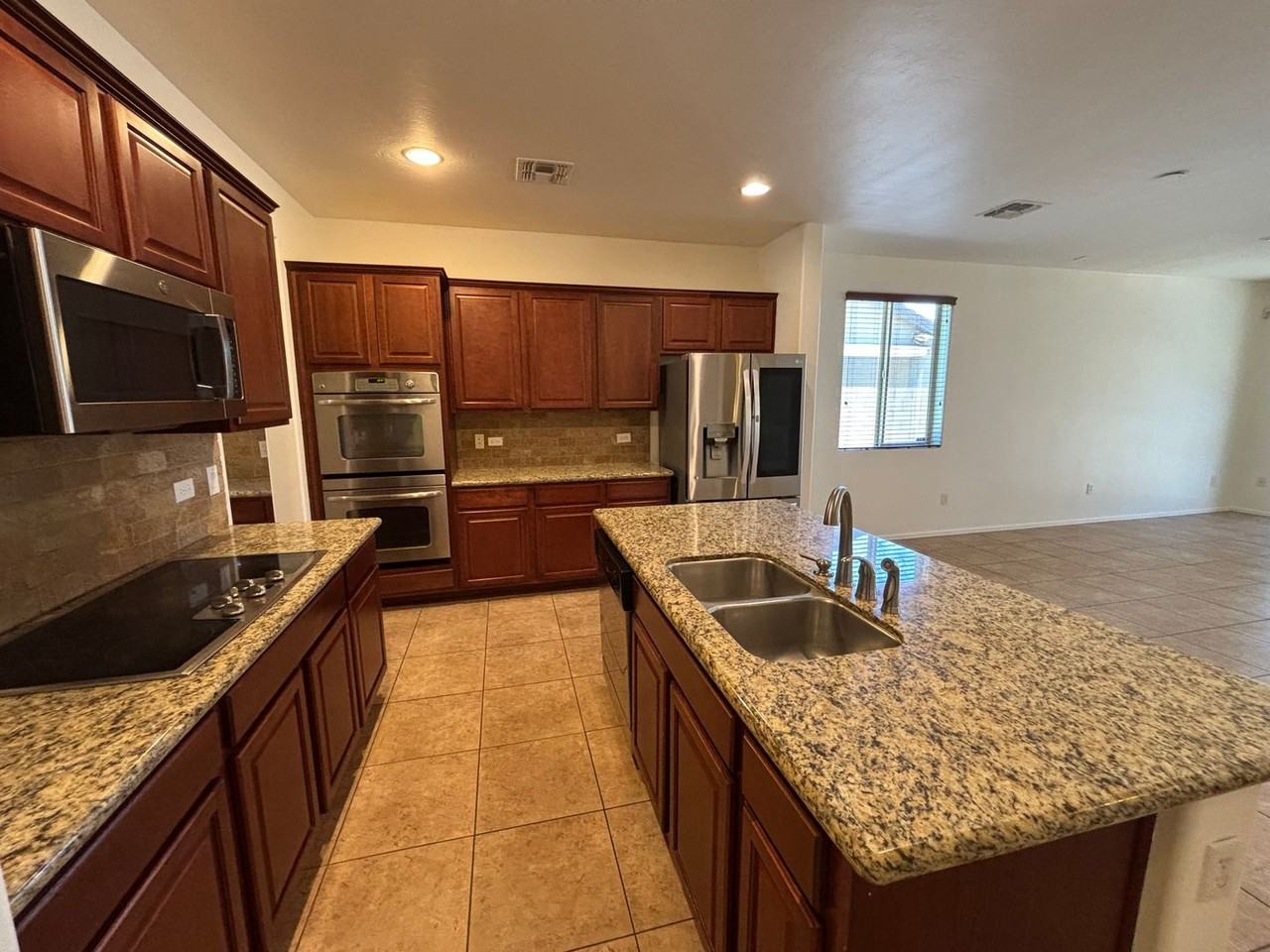 12553 N Green Oak Dr - Photo 7 of 27