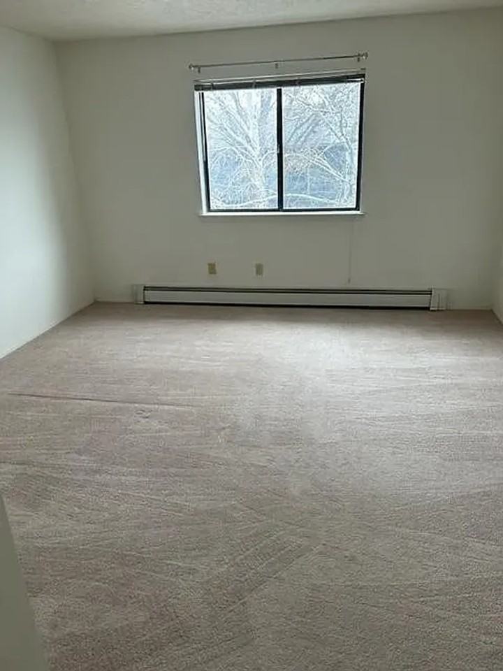 1300 Iris St #203 - Photo 5 of 10