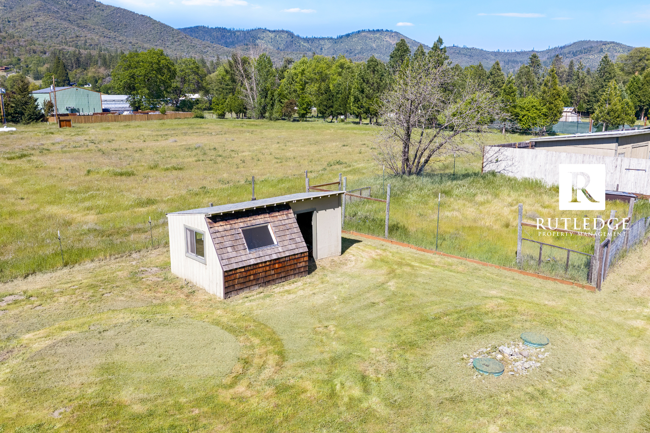 10345 10345 Hwy 238 Quail Run - Photo 7 of 33