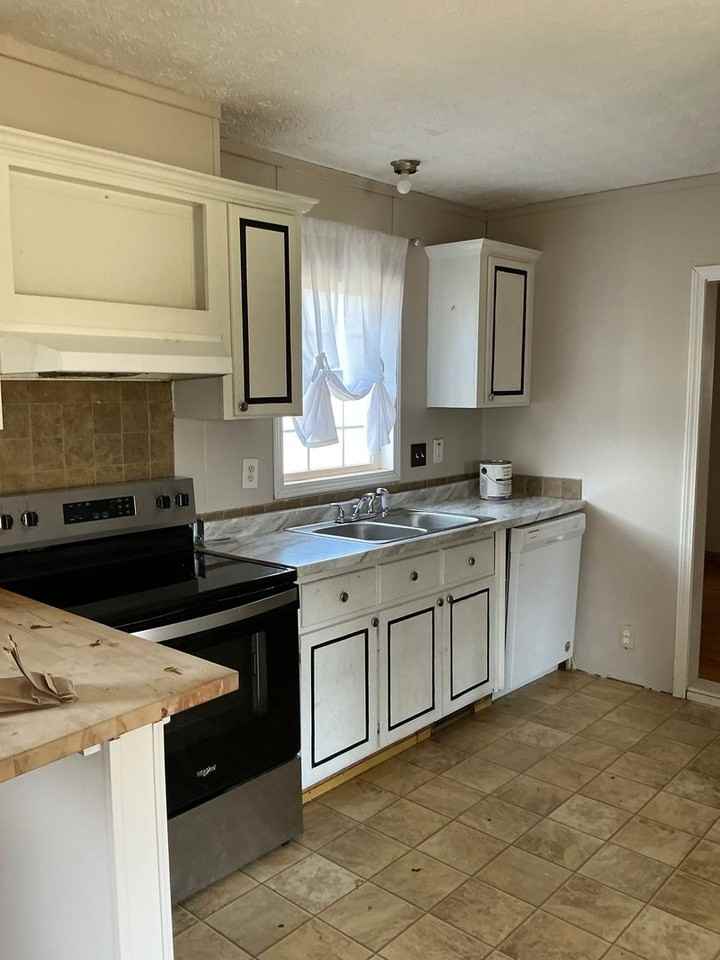131 Crescent Ln - Photo 4 of 12