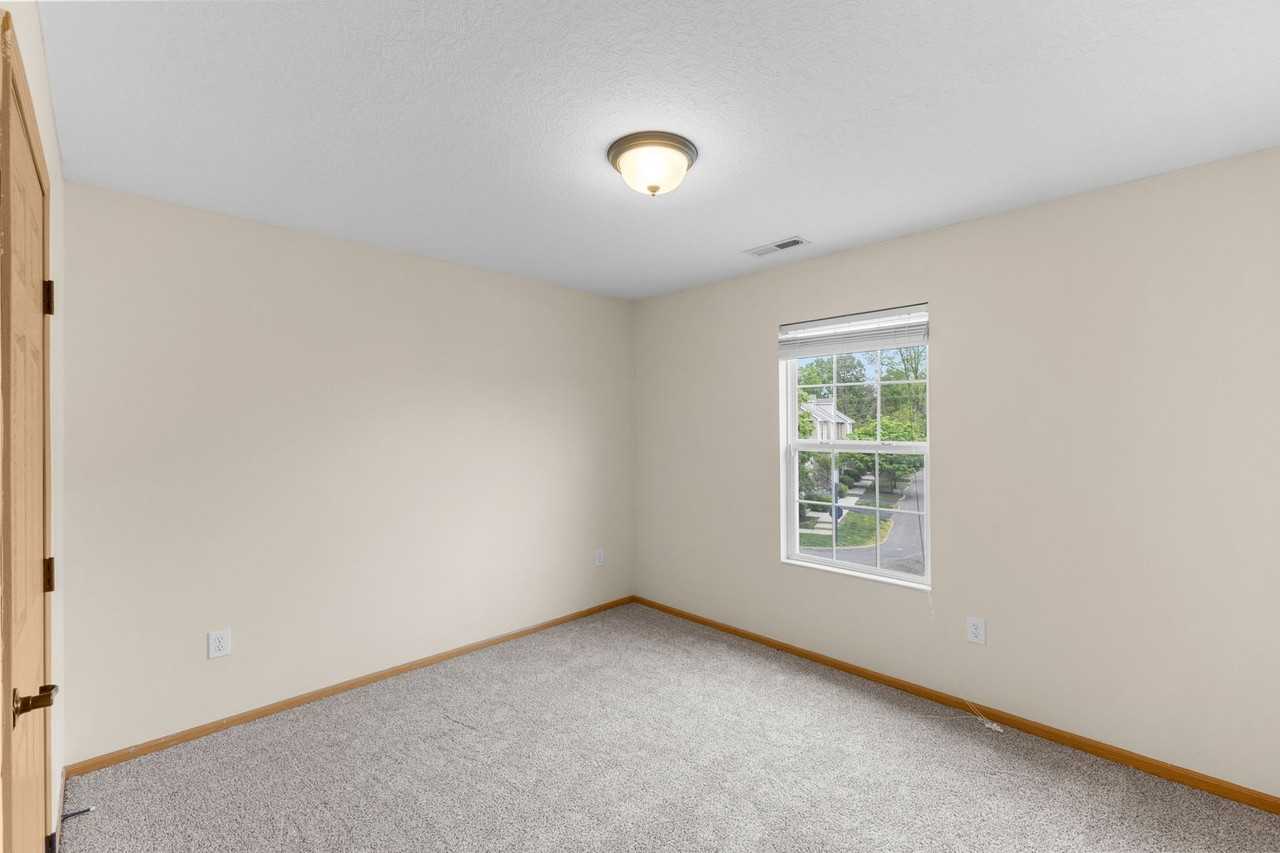 177 Prairiecreek Way - Photo 7 of 28