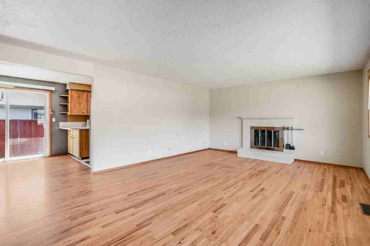 3210 Se Sherrett St - Photo 2 of 12