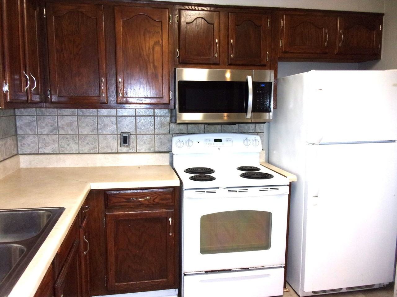 589 Cedarvilla Dr - Photo 5 of 15