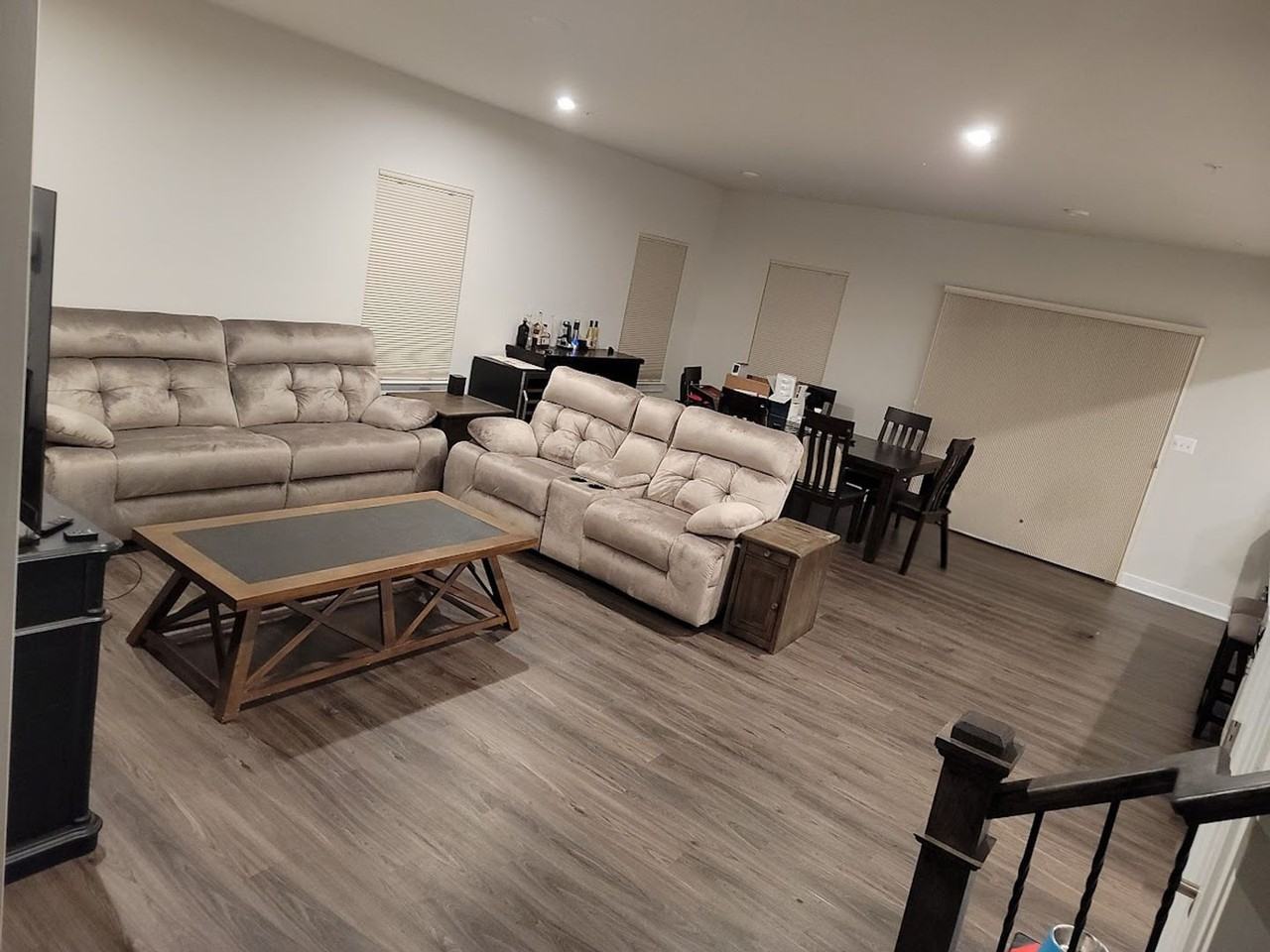 11273 Wheeler Ridge Dr - Photo 4 of 27