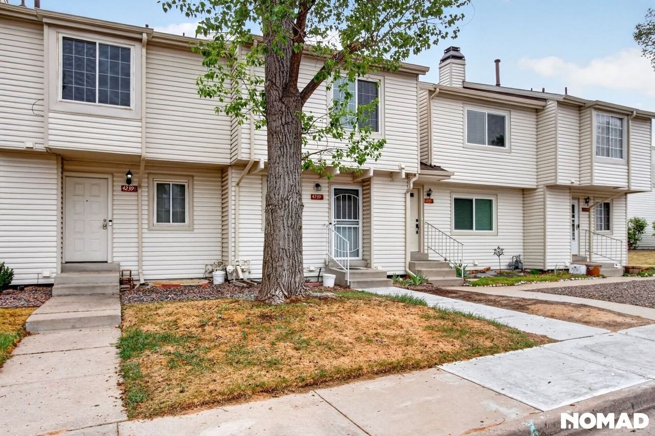 4239 S Mobile Cir - Photo 2 of 35