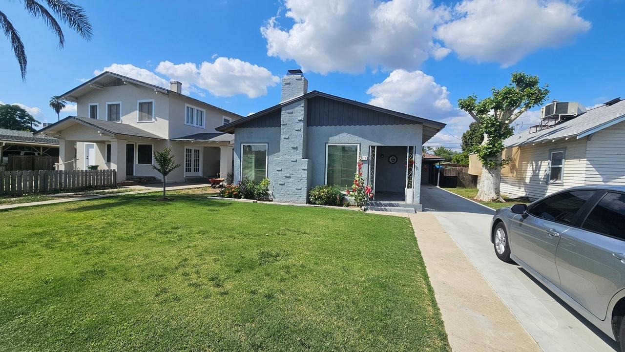 417 W Franklin Way - Photo 2 of 15