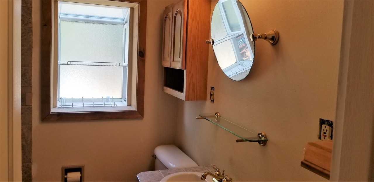 8624 Seward Park Ave S - Photo 5 of 36