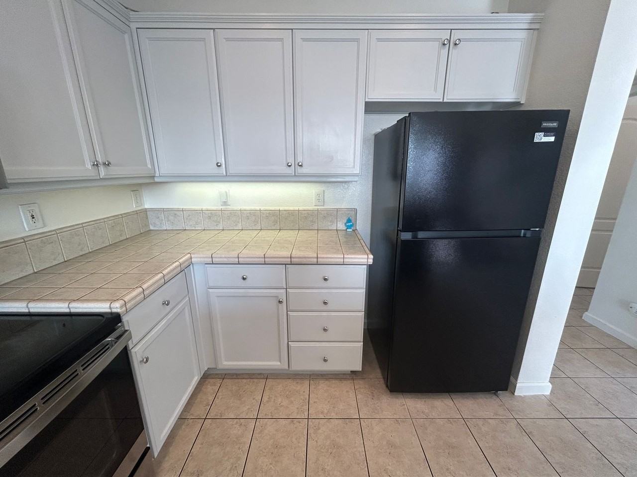3293 Dewar Ln - Photo 5 of 29