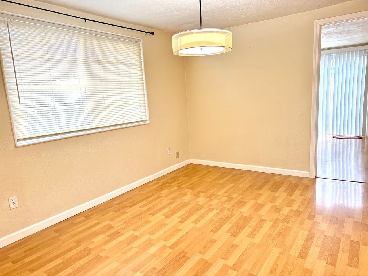 5051 Silver Reef Dr - Photo 6 of 18