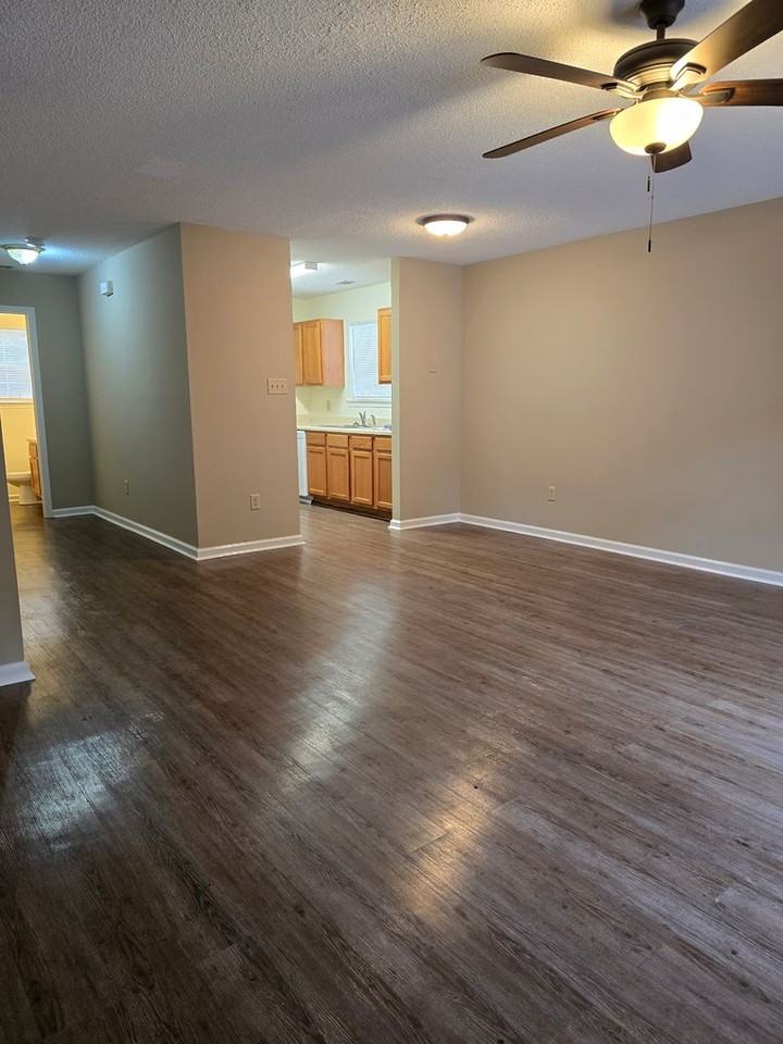 9814A Whitefield Ave - Photo 2 of 16