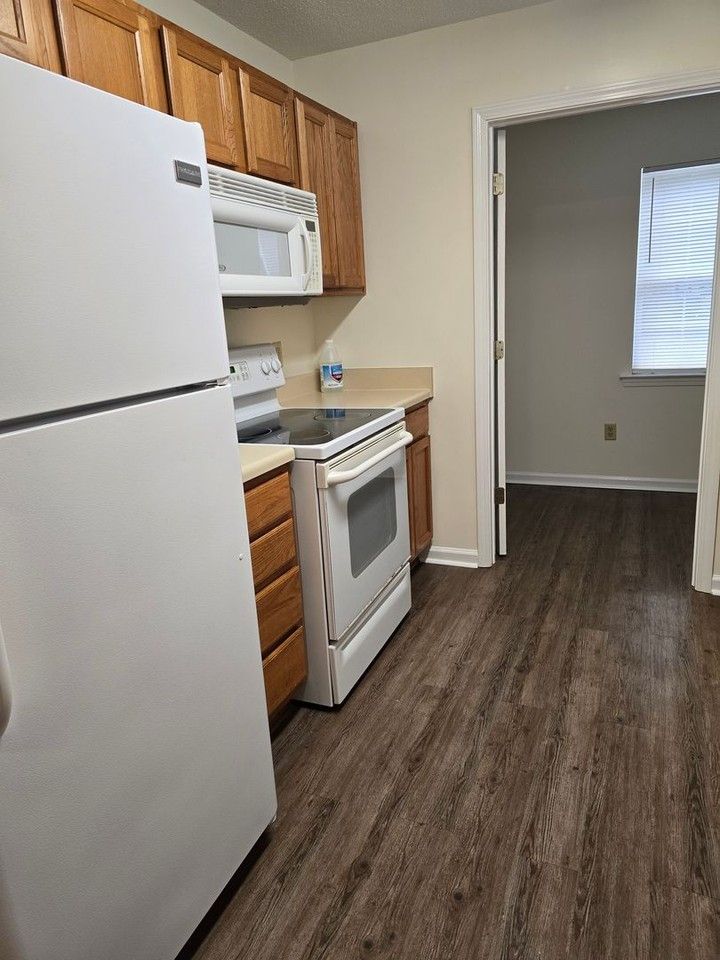 9814A Whitefield Ave - Photo 4 of 16