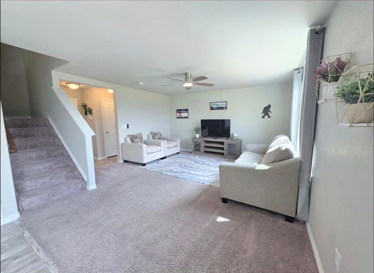 6784 Skuna Dr - Photo 3 of 30