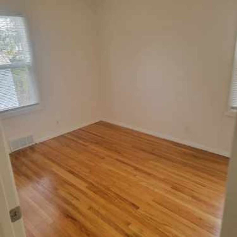 55 La Venta Dr - Photo 3 of 5