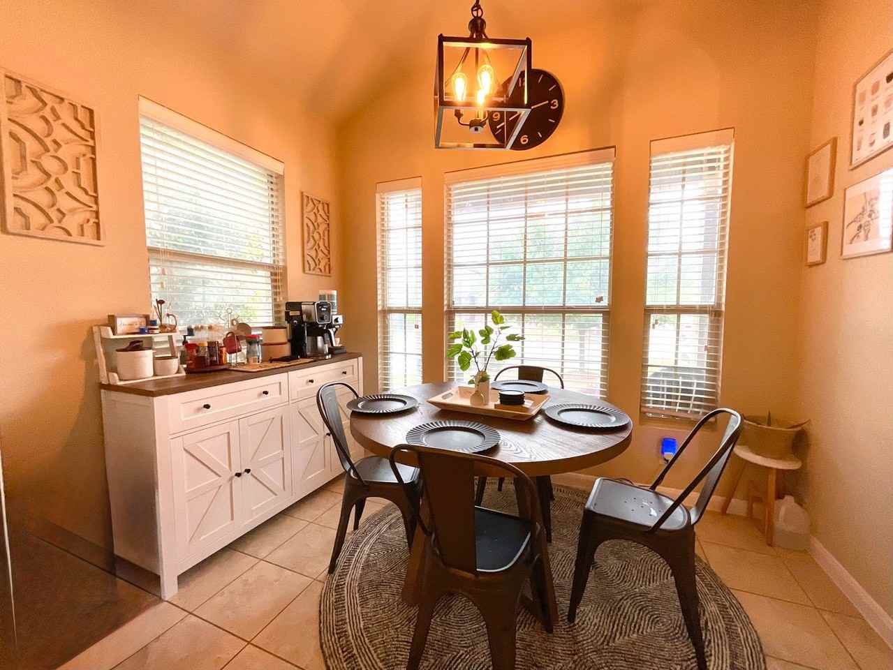 8715 Yormis Nest - Photo 7 of 33