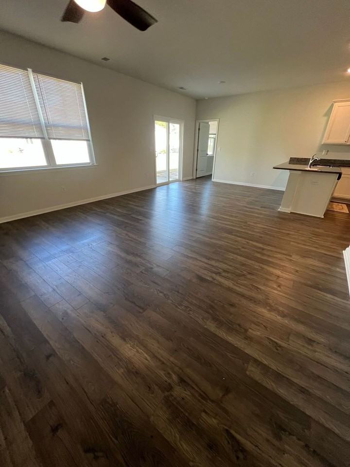 377 Forestbrook Cove Cir - Photo 3 of 16