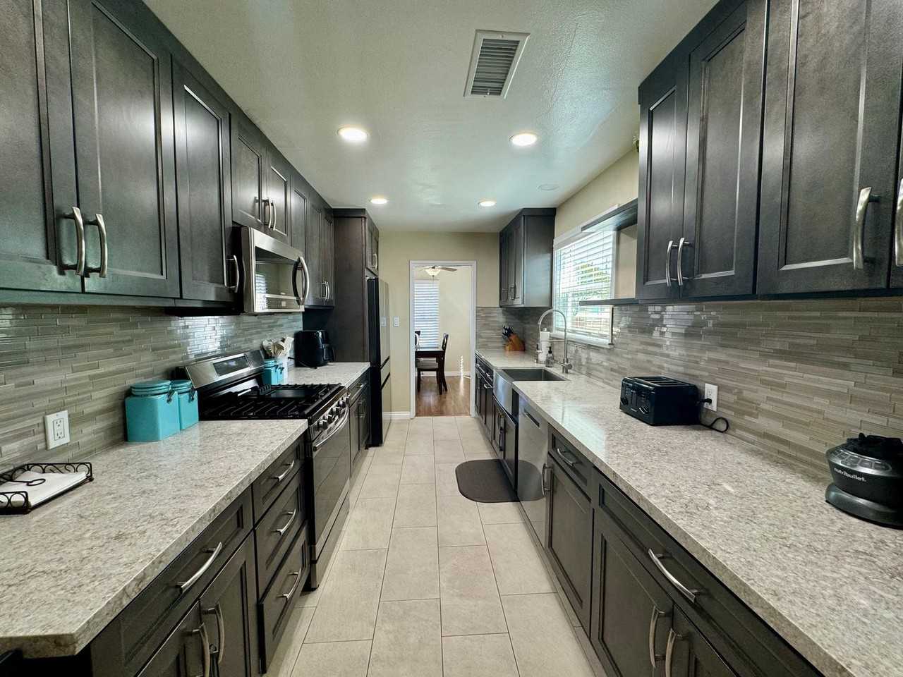 14417 Mercado Ave - Photo 6 of 9